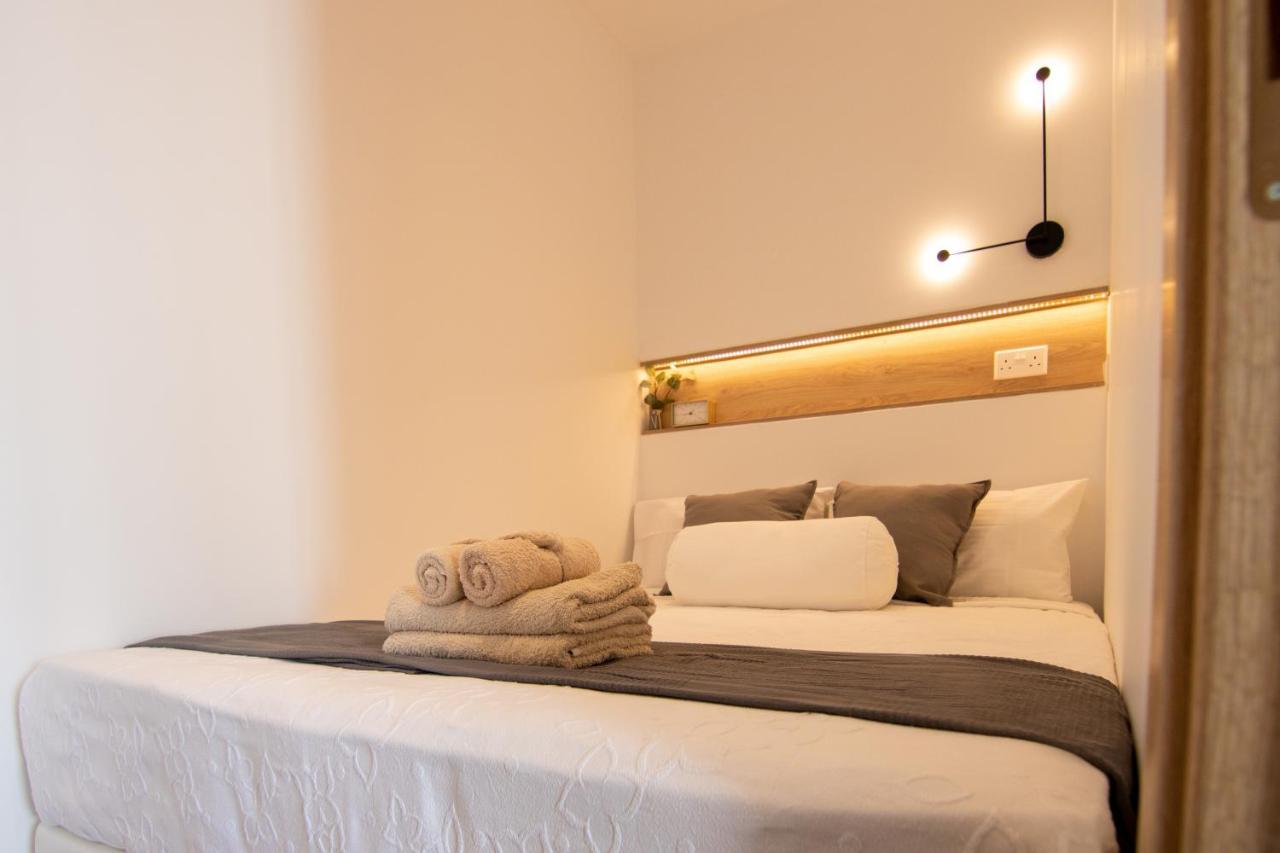 Apartamento Phaedrus Living Seaview Modern Flat Lighthouse 52 Paphos Exterior foto